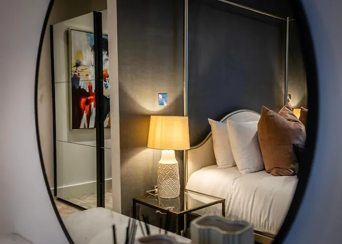 207 @ Ryedale House York