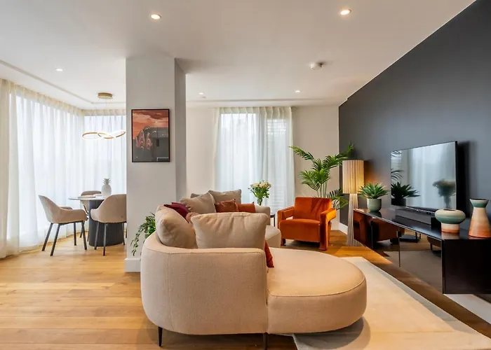 207 @ Ryedale House *