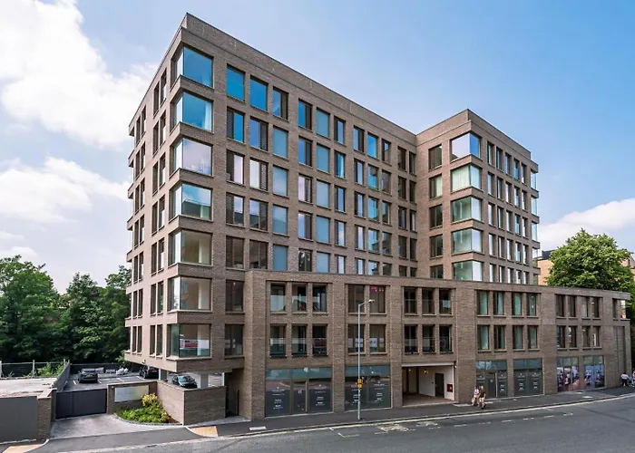 207 @ Ryedale House